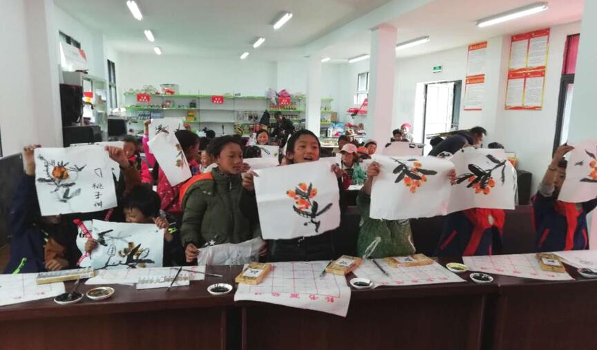 脱贫攻坚 yl6809永利立异公司捐建麻格同村“儿童天地”正式开园